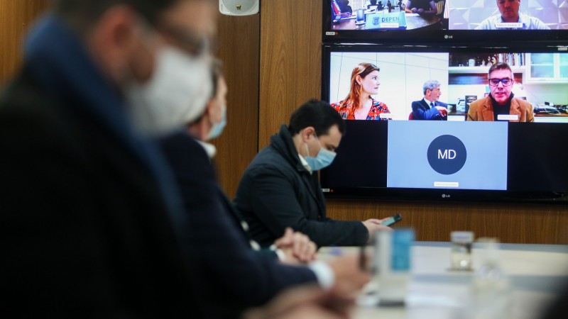 Imagem da reunião virtual