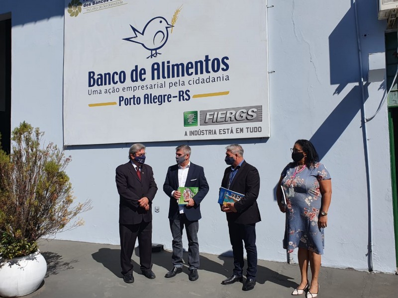 23 04 banco de Alimentos 3