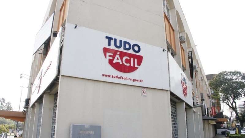 A unidade Zona Sul do Tudo Fácil é uma das duas que retornarão ao atendimento presencial em Porto Alegre