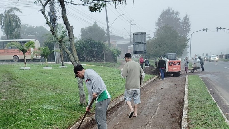 Atualmente, 15 apenados desempenham atividades internas, enquanto outros 39 atuam em frentes externas de trabalho