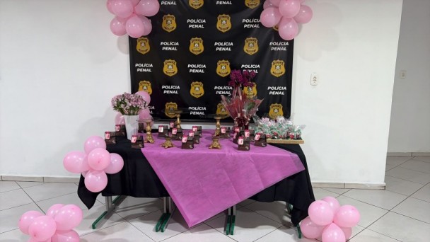 Apenadas também receberam kits de beleza